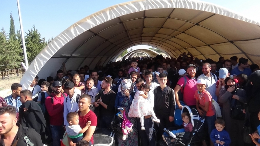 Bayramlaşmak için giden Suriyelilerin sayısı 31 bine ulaştı