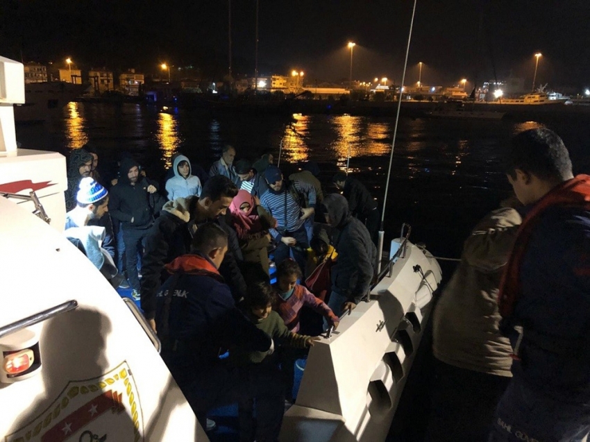 İzmir’de 276 kaçak göçmen yakalandı