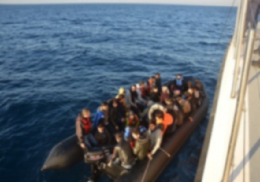 Balıkesir’de 38 kaçak göçmen yakalandı