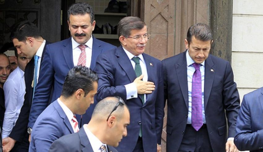 Davutoğlu belediye başkanlarıyla bir araya geldi