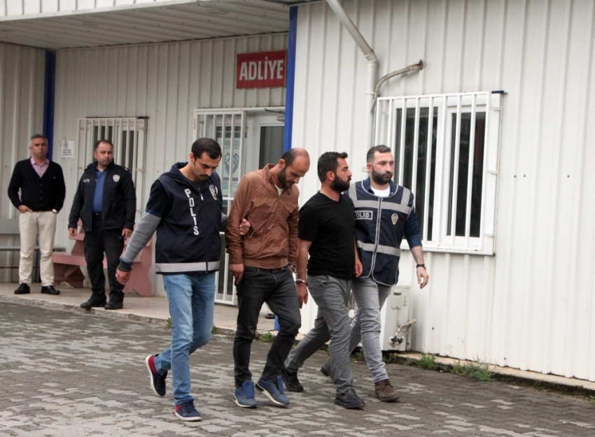 İstanbul’a uyuşturucu getiren alçı ustaları tutuklandı