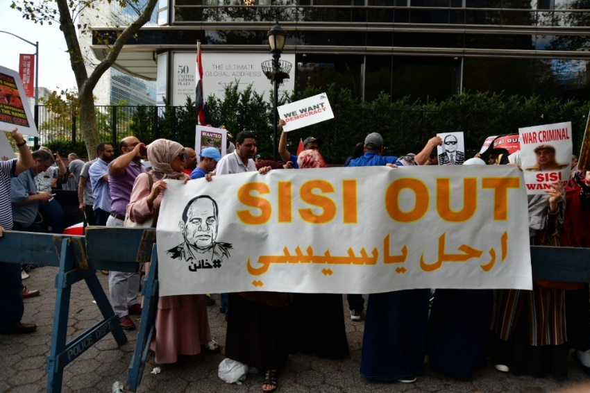 New York’ta, Sisi karşıtı gösterilerde gergin anlar yaşandı