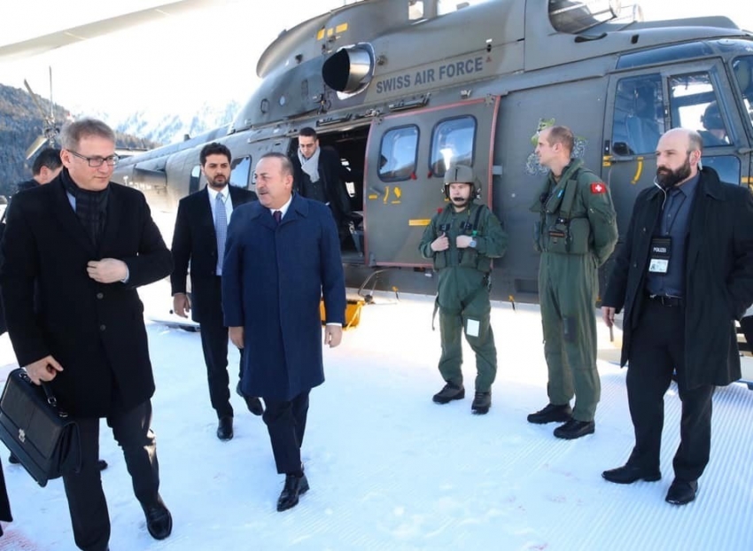 Bakan Çavuşoğlu ve Bakan Pekcan Davos’a geldi