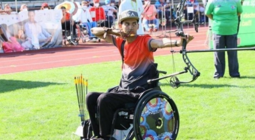 Milli okçu Aydın, Çekya'da şampiyon oldu