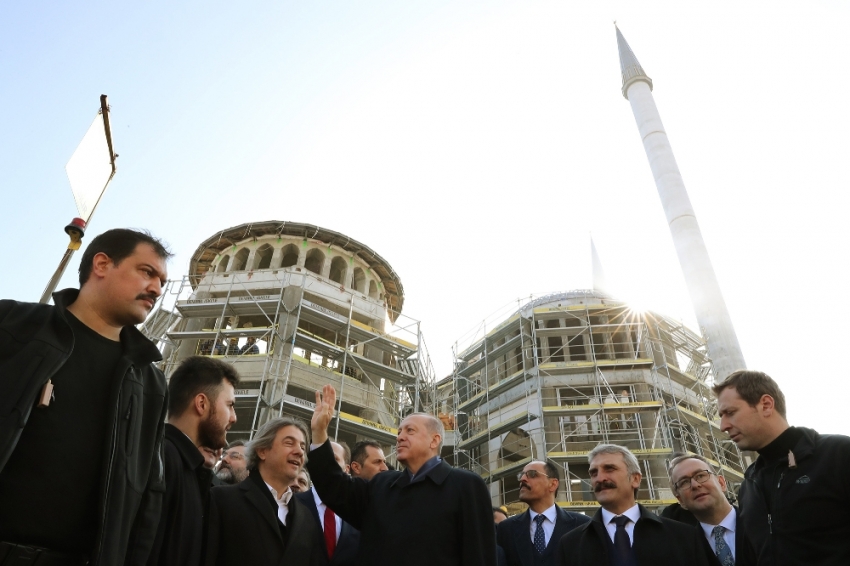 Erdoğan Taksim Camii’ni inceledi