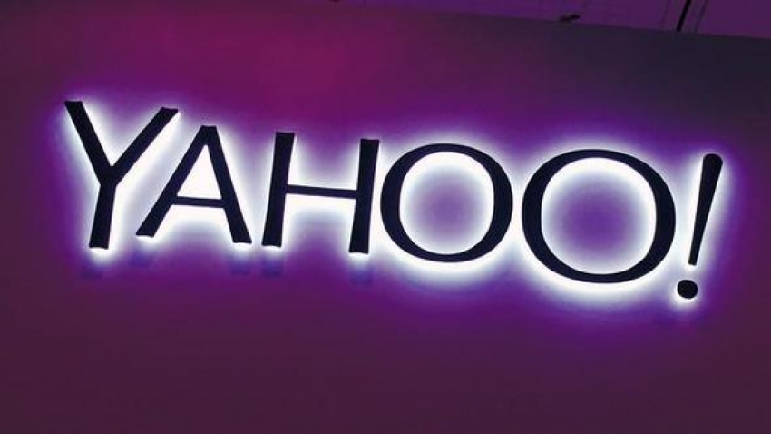 İnternet devi Yahoo satıldı