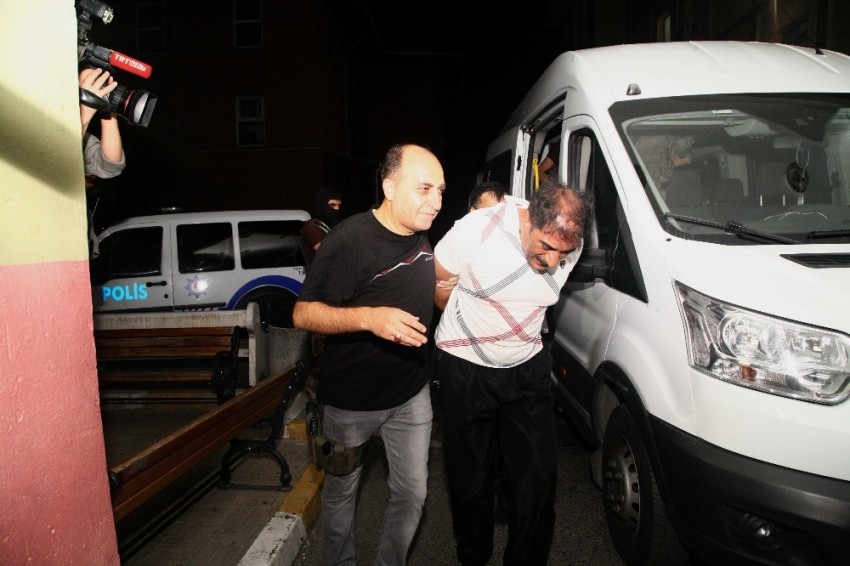 İstanbul’da PKK ve DEAŞ’a operasyon: 24 gözaltı