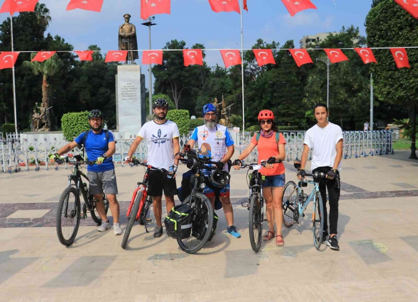 Emanet bisikletle çocuklara umut olmak için Türkiye turuna çıktı