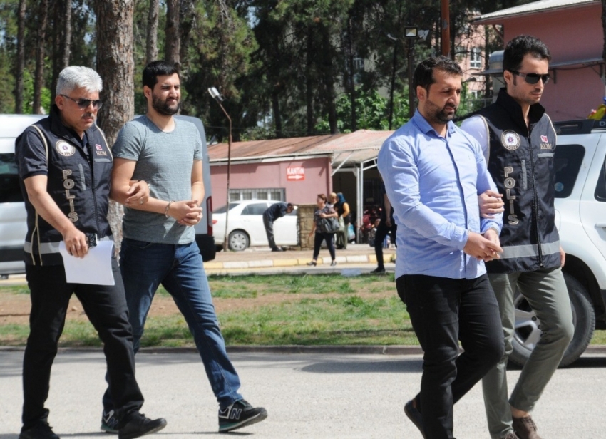 Gaybubet evinden Fetullah Gülen imzalı saat çıktı