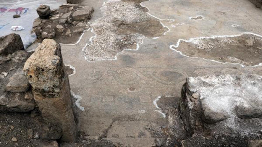1600 yıllık 'Gola' mozaiklerini tahrip ettiler