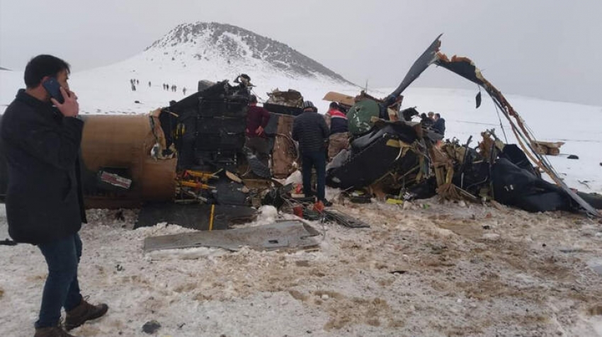 Bitlis'teki helikopter kazasının sebebi belli oldu!