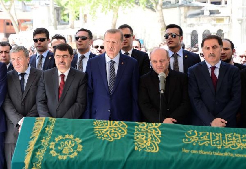 Erdoğan, Salih Tuna’nın babasının cenaze törenine katıldı
