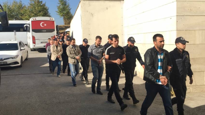 Sakarya’da 28 FETÖ’cü polis tutuklandı