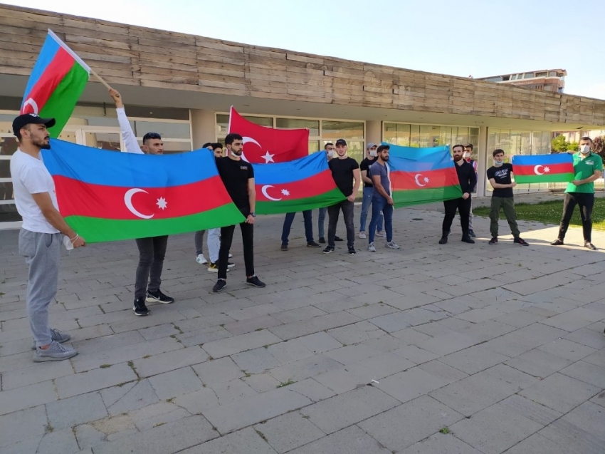 Azerbaycan Türklerinden Ermenistan’a tepki