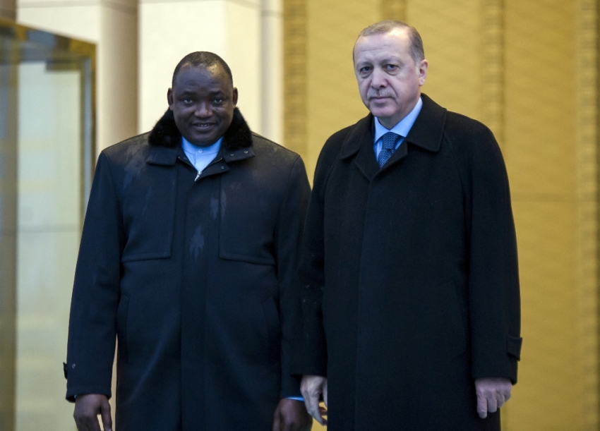 Cumhurbaşkanı Erdoğan Gambiyalı mevkidaşını resmi törenle karşıladı