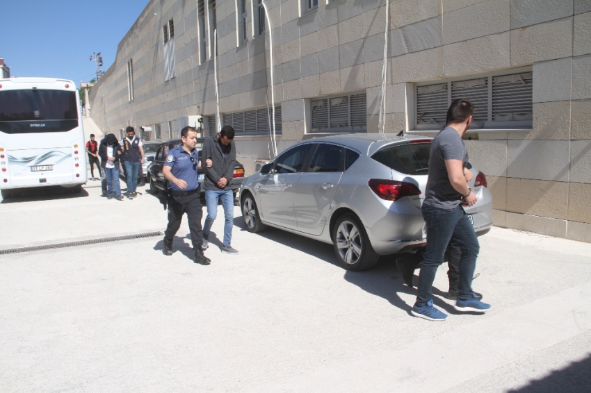 Elazığ’da sanal bahis operasyonu: 5 tutuklama