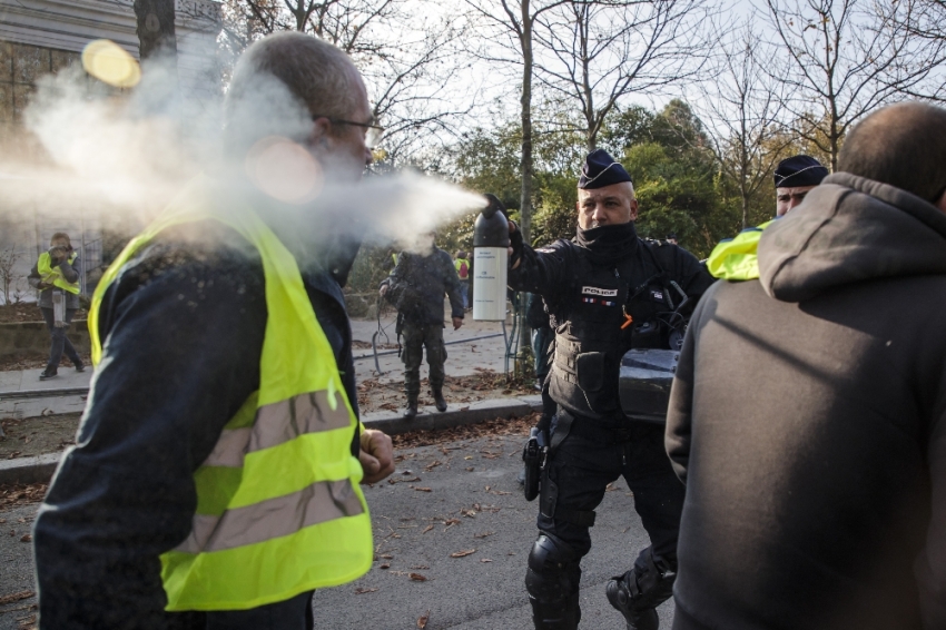 Fransa’daki protestolarda 52 gözaltı