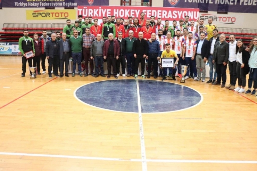 2019-2020 sezonu Erkekler Salon Hokeyi Süper Ligi sona erdi