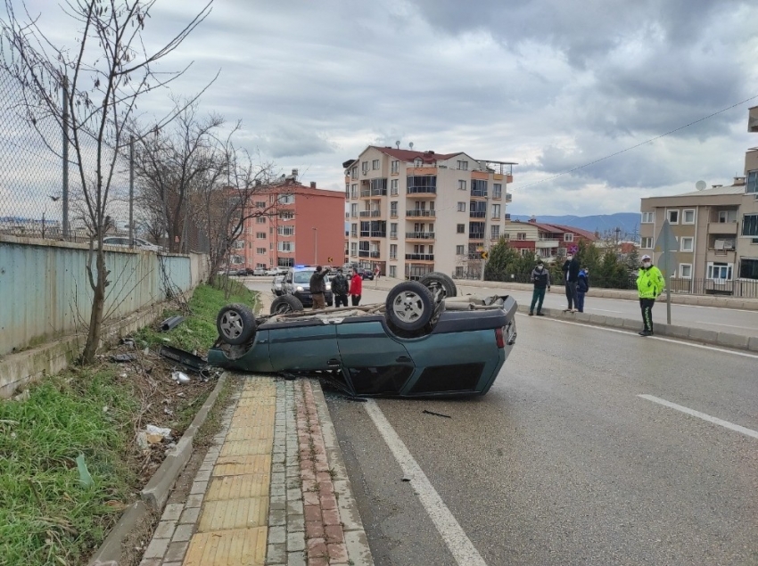 Bursa'da trafik kazası:1 yaralı