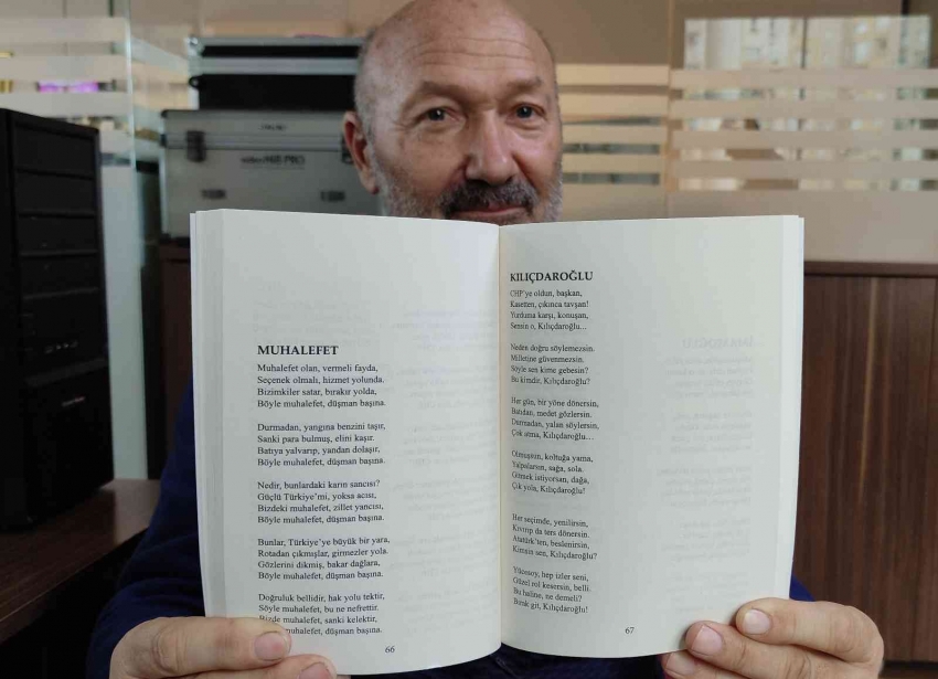 Bursalı emekli polis bütün siyasîlere şiir yazdı