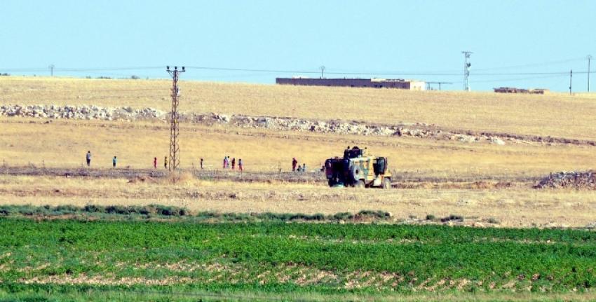 ’YPG Arap köyünü boşalttı’ mı ?