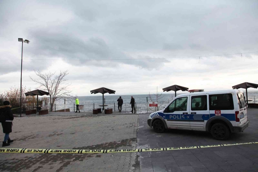 20 gündür kayıp olan öğrencinin cansız bedeni Van Gölü’nde bulundu