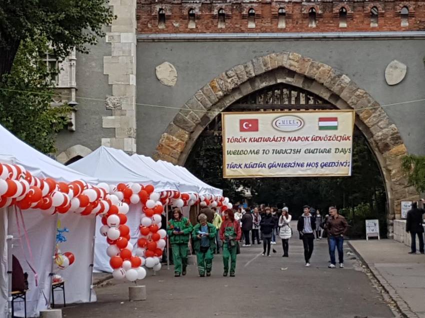 Budapeşte’nin kalbinde Türk Kültür Günleri başladı