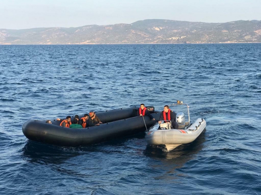 Denizlerde 1 haftada 275 göçmen yakalandı