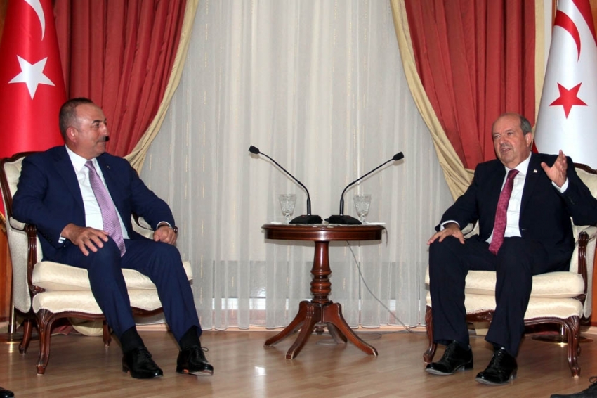 Bakan Çavuşoğlu, KKTC Başbakanı Tatar ile görüştü
