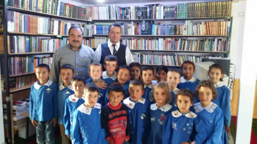 İmam dağ köyünde 3 bin kitaplık kütüphane kurdu