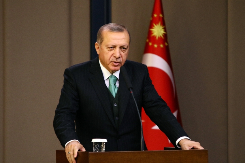 Cumhurbaşkanı Erdoğan Rus gazetesi için makale yazdı