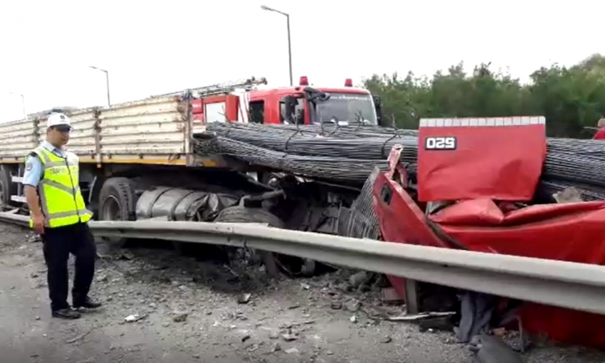 TEM’de kaza: Otoyol trafiğe kapatıldı