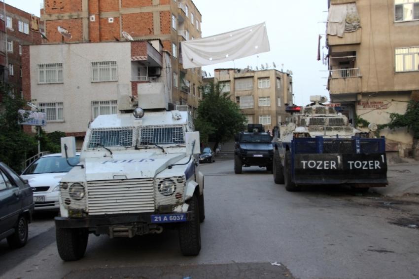 Diyarbakır’da bir kişi evinde öldürüldü