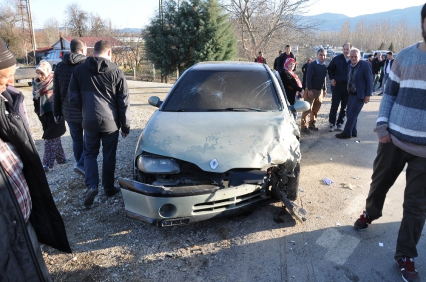 Simav’da trafik kazası: 6 yaralı