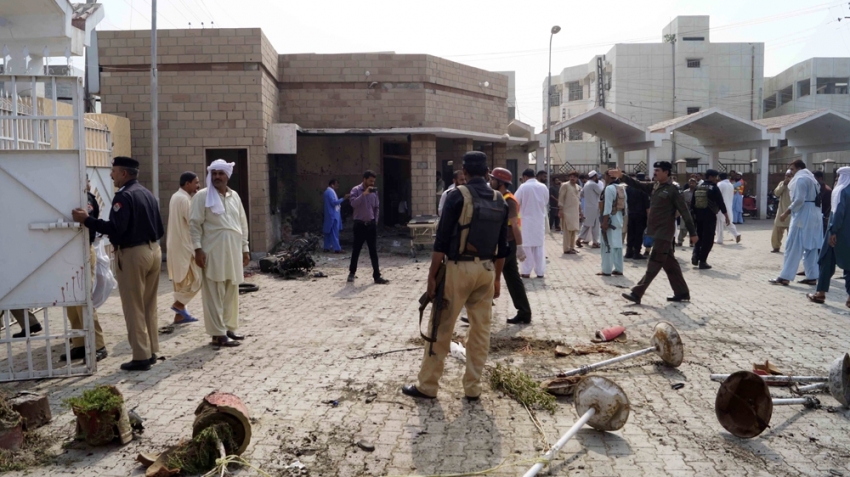 Pakistan’da hastane yakınında intihar saldırısı: 7 ölü, 26 yaralı