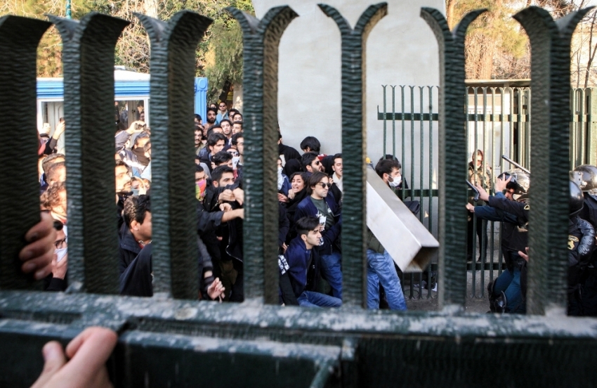 İran’da 3 bin 700 gözaltı