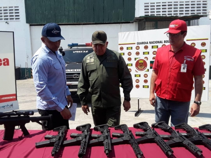 Venezuela’da ABD silahları ele geçirildi