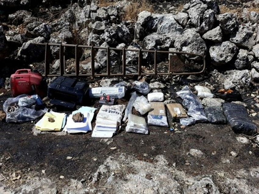 PKK’ya ait 3 sığınakta mühimmatlar bulundu