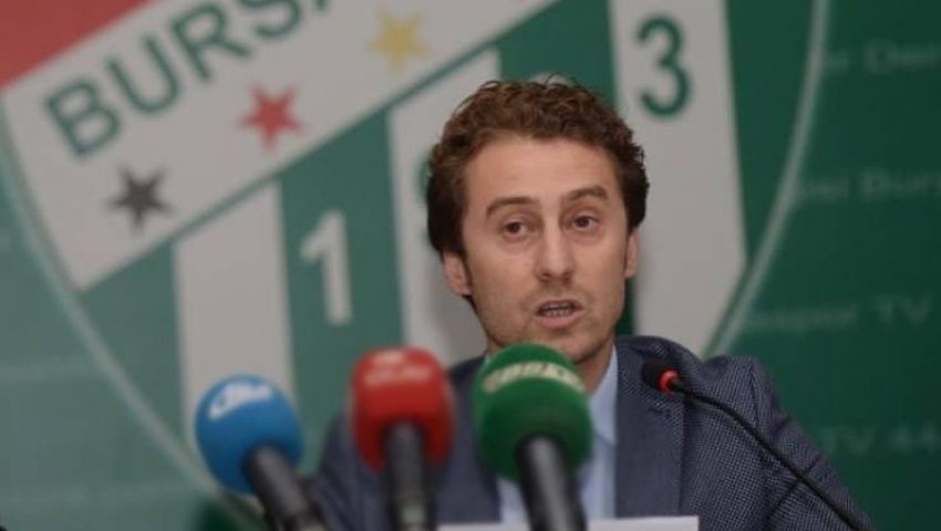 Sezer Sezgin’den Galatasaray maçını yanlı yöneten hakemlere tepki