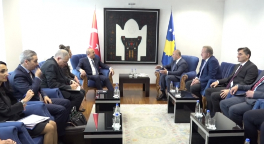 Çavuşoğlu, Kosova Başbakanı Haradinaj ile görüştü