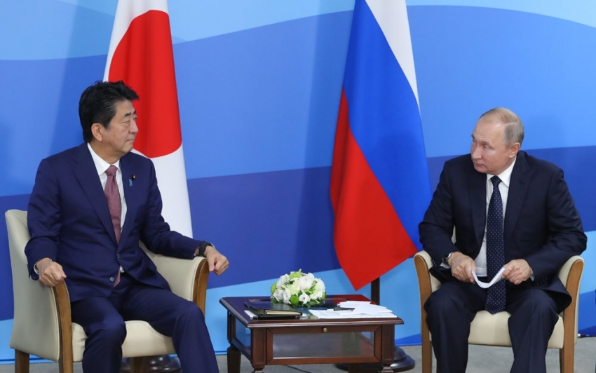 Putin’den Abe’nin İkinci Dünya Savaşı barış anlaşması çağrısına yanıt