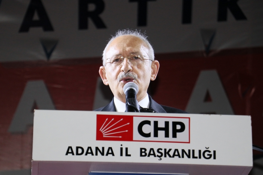 Kılıçdaroğlu Adana’da vatandaşlarla iftar yaptı