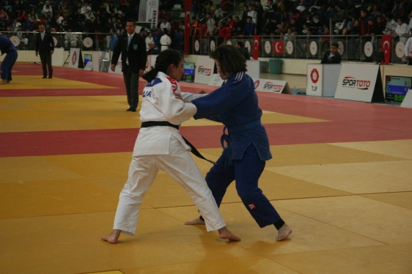 İşitme Engelliler Judo Türkiye Şampiyonası Kilis’te yapıldı