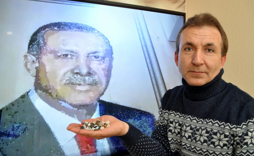 85 bin mozaik taşıyla Erdoğan’ın portresini yaptı