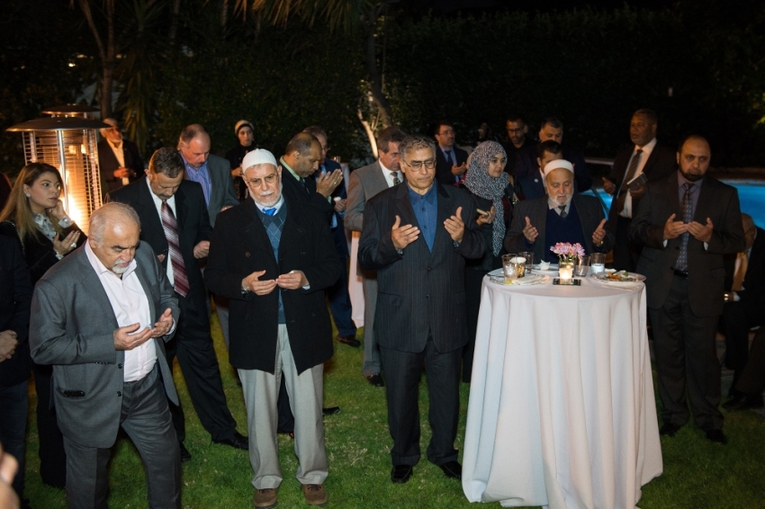 Los Angeles’ta Müslümanlar Türk Başkonsolosluğunda buluştu