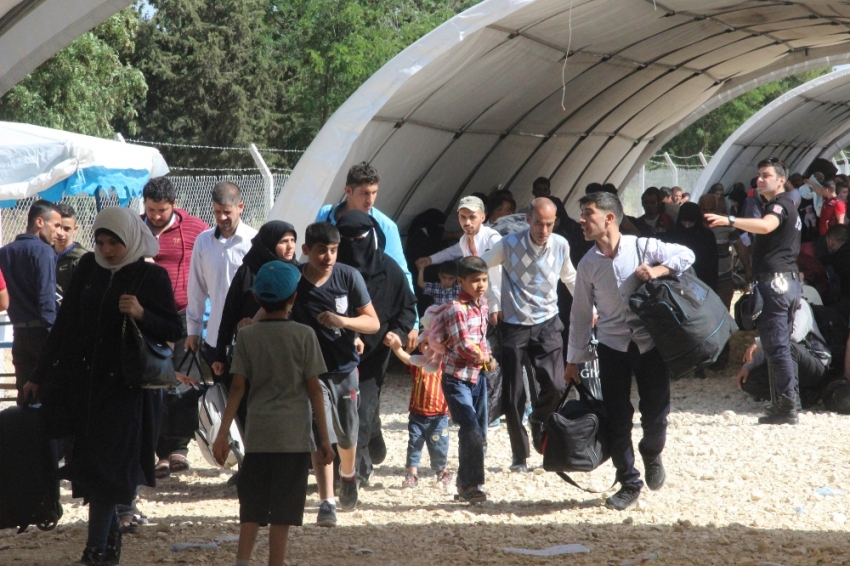 Bayram için gitmek isteyen Suriyelilerin sayısı 72 bine ulaştı