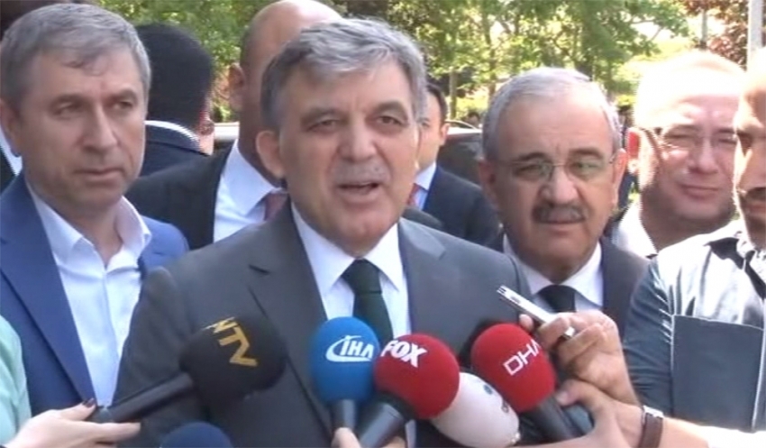 Abdullah Gül’den Hulusi Akar’ın ziyaretiyle ilgili açıklama