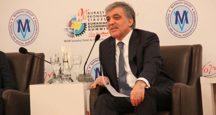 Abdullah Gül’den siyasi partilere övgü