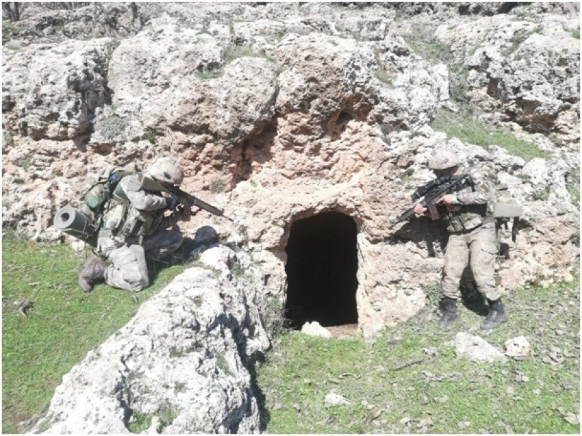 PKK’lı teröristlerin kullandığı 35 mağara tespit edildi