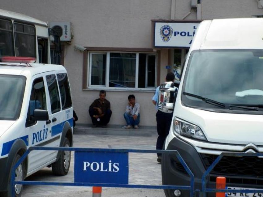 Lapseki'de 63 kaçak yakalandı